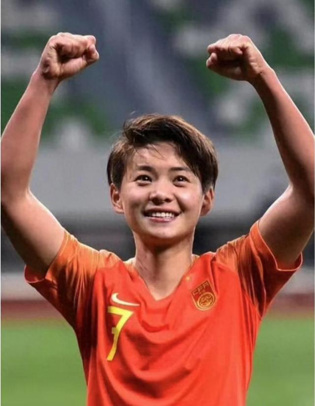女足国际精英赛事引发球迷狂热的简单介绍