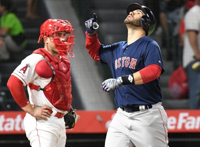 球员实力大考验,在场上竭力争胜 球员实力大考验,在场上竭力争胜