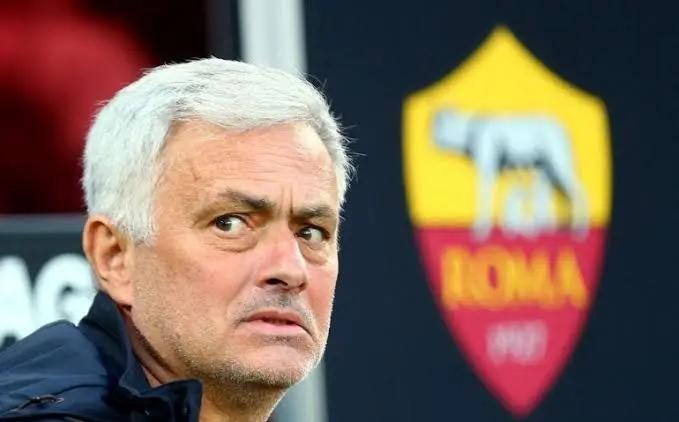 aoa体育教练-罗马主帅遭遇批评，球队状态低迷