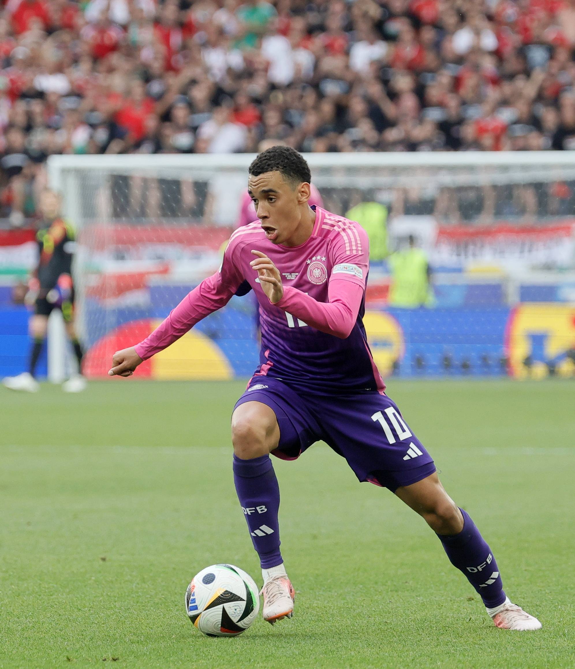 aoa体育新闻-欧洲足球比赛取得了令人惊叹的进球纪录