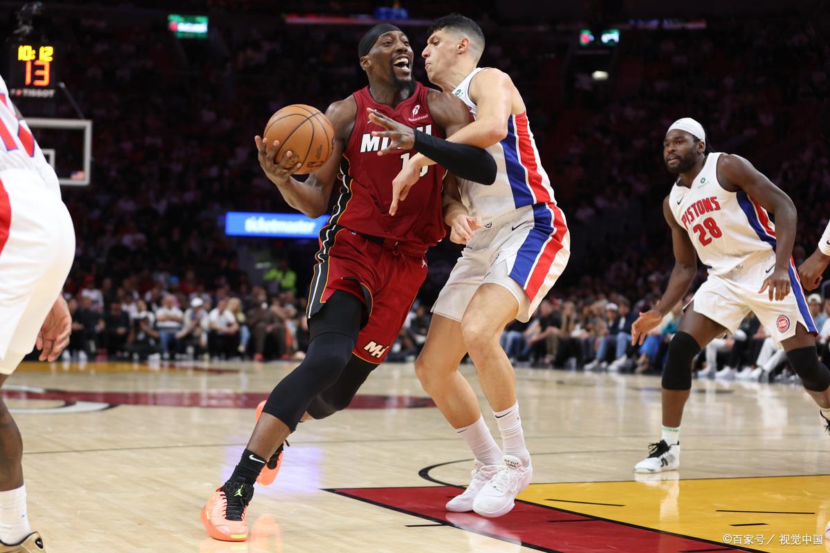 活塞队逆转猛龙队,赢得焦点对决 活塞队逆转猛龙队,赢得焦点对决