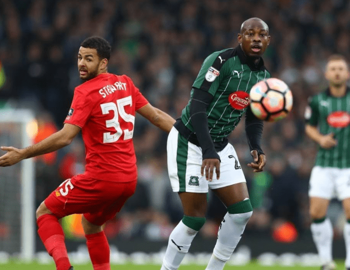 aoa体育馆-切尔滕斯阿姆遭遇逆袭,降级压力不减