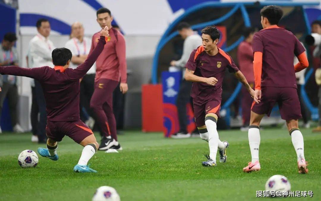 顶级足球赛事引爆球迷热情,精彩战局连连的简单介绍 顶级足球赛事引爆球迷热情,精彩战局连连的简单介绍