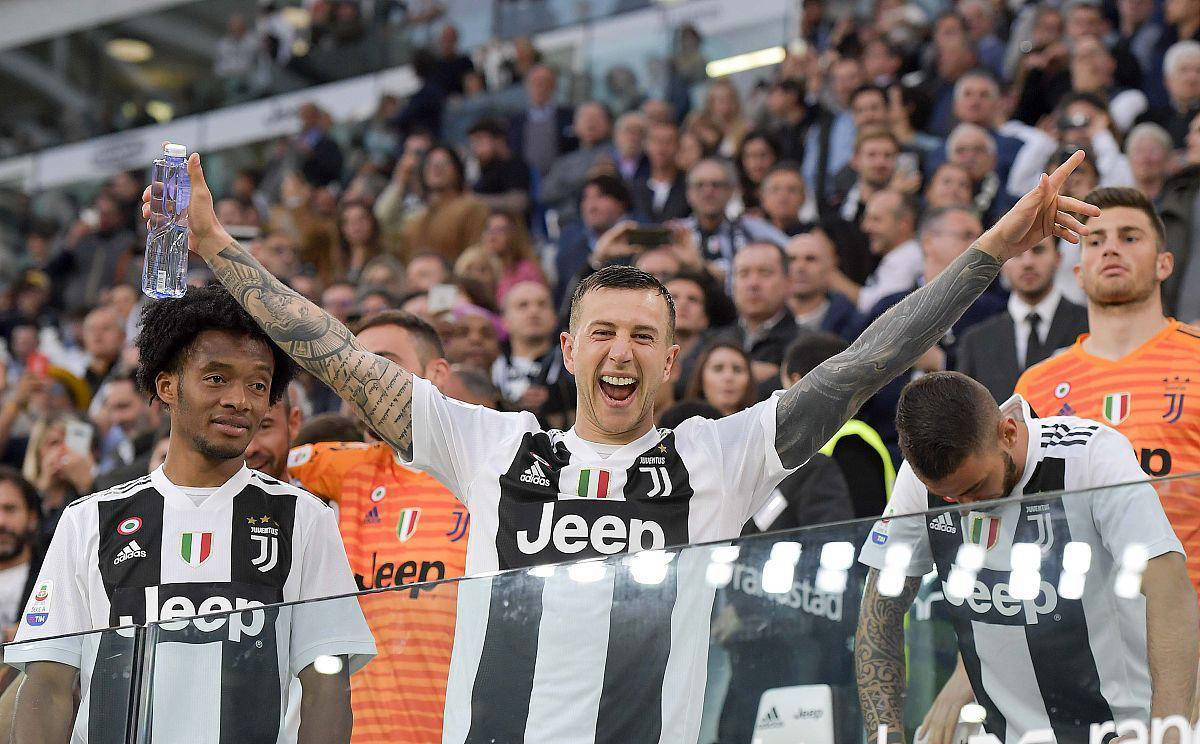 尤文图斯大胜，进欧冠半决赛！下轮对手如何阻击