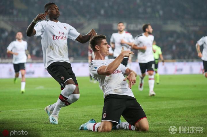 关于佛罗伦萨表现低迷三连败的信息